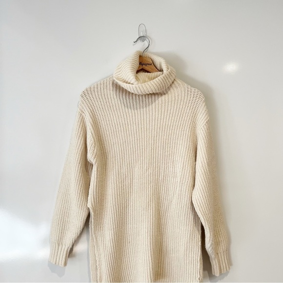 Free People Eleven Oversized Chunky Knit Turtleneck Sweater - Picture 3 of 10